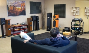 Écoute personnalisée dans l'Auditorium Hi-Fi Rennes
