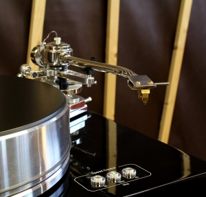 cellule Benz Micro Glider sur platine vinyle Signature 10 - Auditorium Hi-Fi Rennes