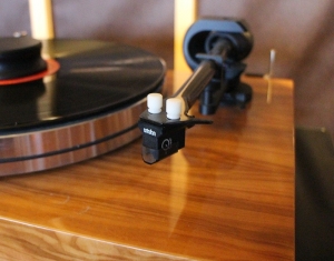 Platine vinyle X-Tension 9 et cellule Ortofon Quintet Black S