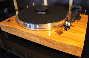 Platine vinyle Pro-Ject X-Tension 9 avec cellule Ortofon Quintet Black S dans l'Auditorium Hi-Fi Rennes